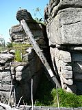 Skalka poblíž geodetického bodu na Milíři byla již v minulosti označena jako tisícovka. Nejvyšší místo vrcholu se však nachází přibližně 130 m SSV.