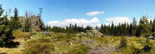 Panoramatické foto vrcholu Šeřína.