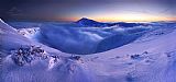 Panorama Sněžky před východem slunce, foceno ze Studniční hory. Více foto: www.michalbalada.com