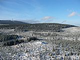 Výhled z Meluzíny na Klínovec, Macechu a Fichtelberg.