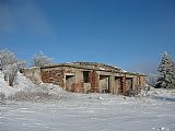 Bývalý vojenský objekt na vrcholu tisícovky Nad Rýžovnou - JZ vrchol.