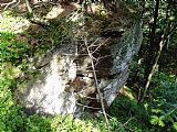 Výrazné skalky ležící několik set metrů severně od Burkova vrchu.