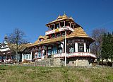 Horské sedlo Pustevny mezi Radegastem a Tanečnicí. Útulna Libušín (secesní restaurace). Libušín byl slavnostně otevřen 6.8.1899 mší svatou v kapli na Radhošti. Podle odborníků patří Libušín k nejcennějším dílům, která architekt Dušan Jurkovič navrhnul.