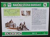 Naučný panel "NS Radegast" věnovaný vrcholu Radhošť.