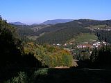 Hřeben Moravskoslezských Beskyd s tisícovkami Radhošt, Radegast - Z vrchol I a Radegast od luk nad Valašskou Bystřicí.