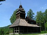 Tento dřevěný kostelík nalezneme pod Velkou Stolovou v obci Kunčice pod Ondřejníkem.