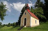 Lurdská kaple na úbočí Kochánovského vrchu.