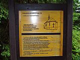 Informační panel u Hauswaldské kaple, poutního místa pod Kostelním vrchem.