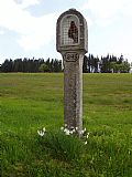 Historická boží muka v bývalých Stodůlkách (Scheureck) na S svahu Pomezního vrchu.